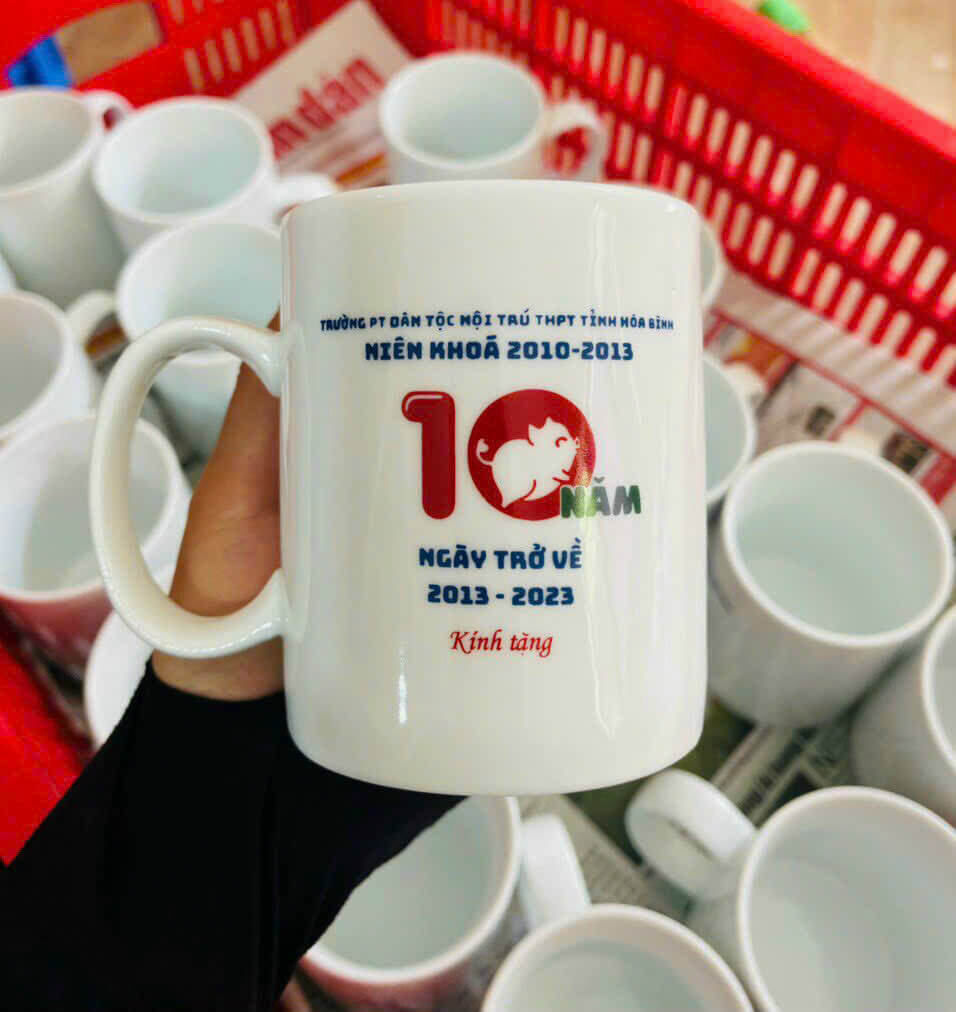 quà tặng kỷ niệm họp lớp